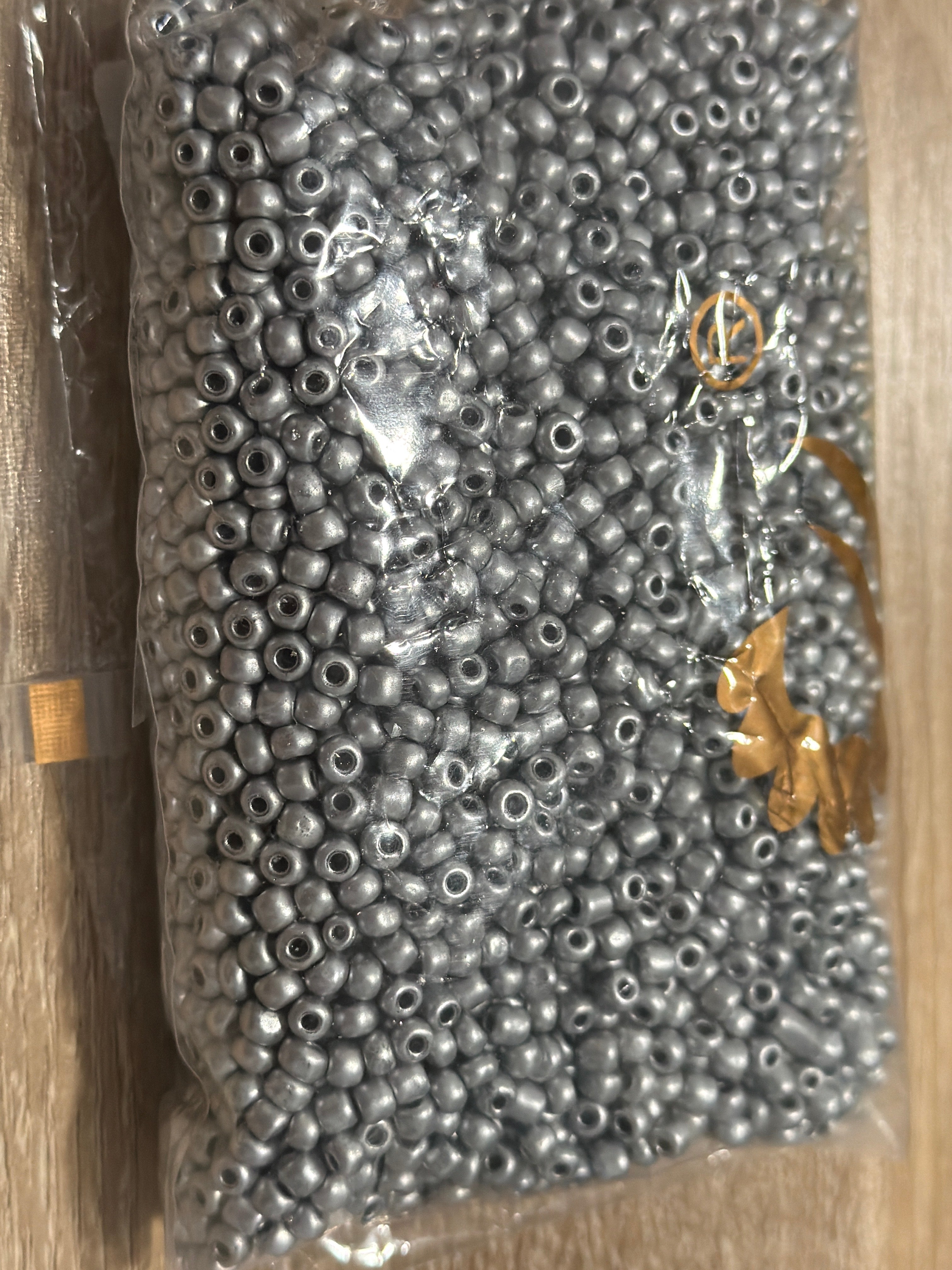 (08) 6/0 Seed Beads- 100g Bags