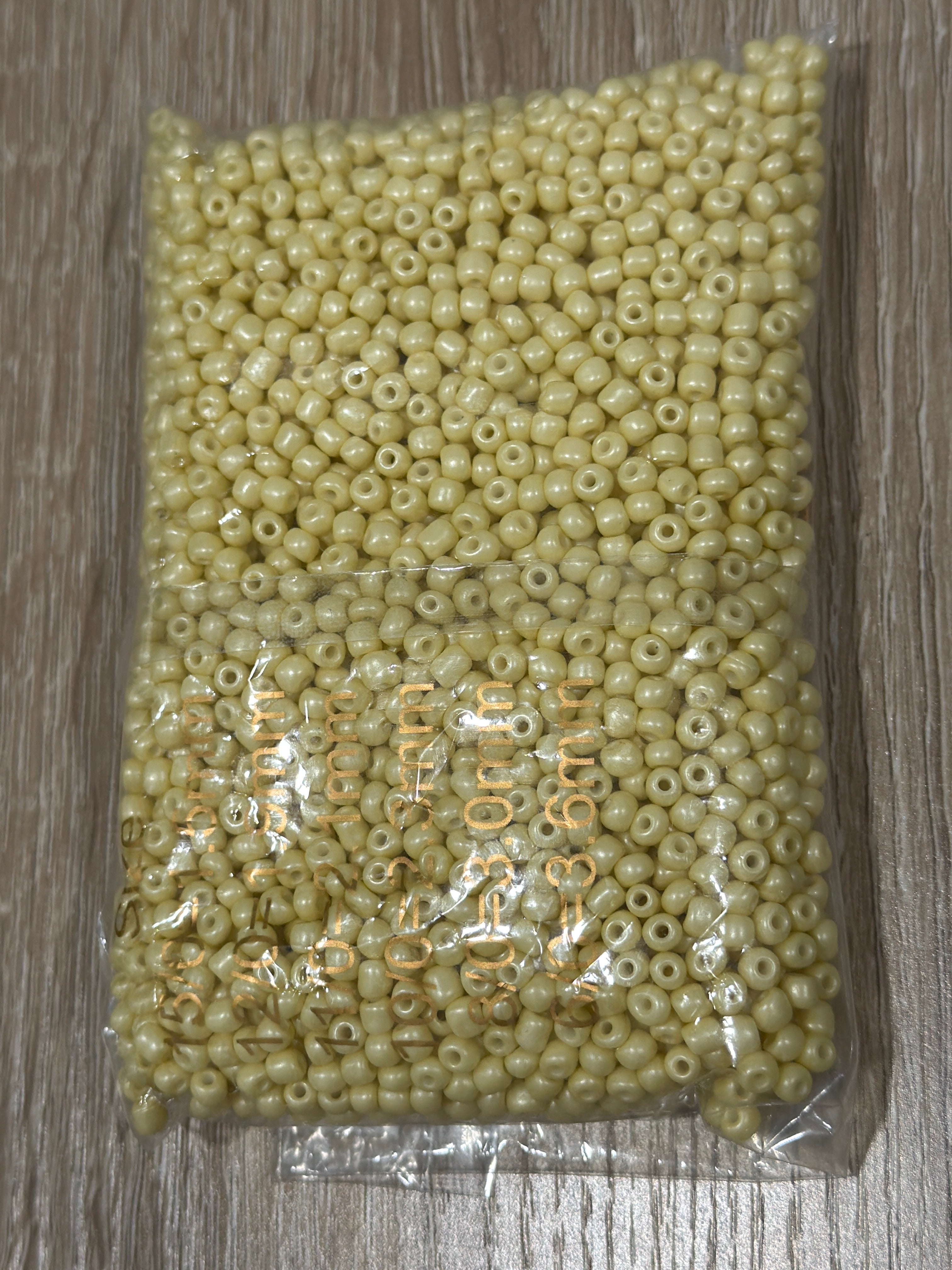 (08) 6/0 Seed Beads- 100g Bags
